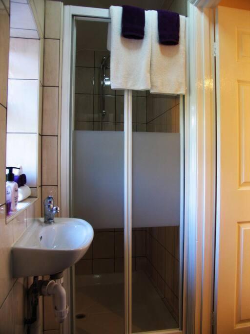 Must See, Quality 1 Bed, Romford, 20 Mins C.London Exterior photo