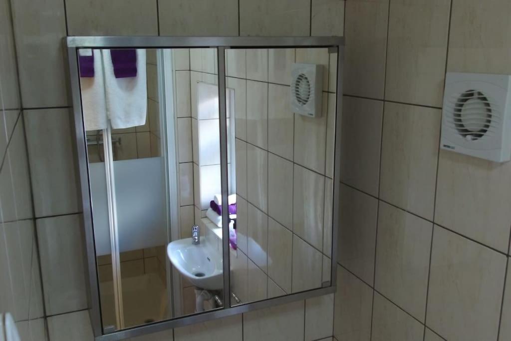 Must See, Quality 1 Bed, Romford, 20 Mins C.London Exterior photo