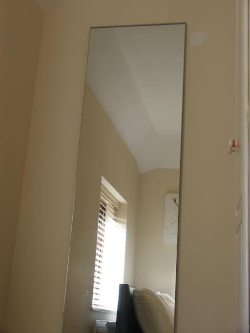 Must See, Quality 1 Bed, Romford, 20 Mins C.London Exterior photo